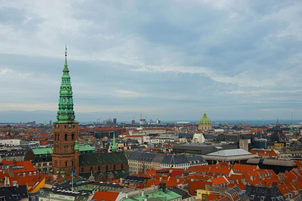 Stylish Flat On Lively Street In Downtown * Copenhagen